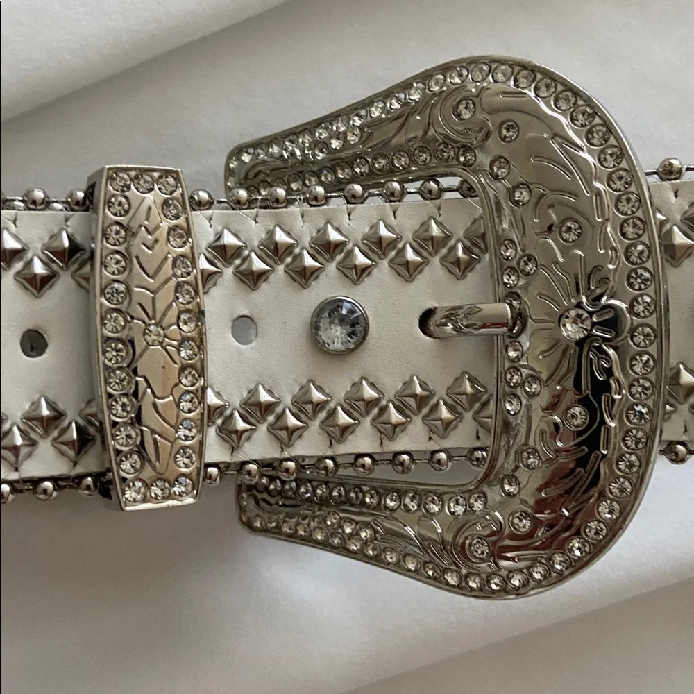 Faux Leather Rhinestone and Stud Cowgirl Belt - Picture 3 of 8